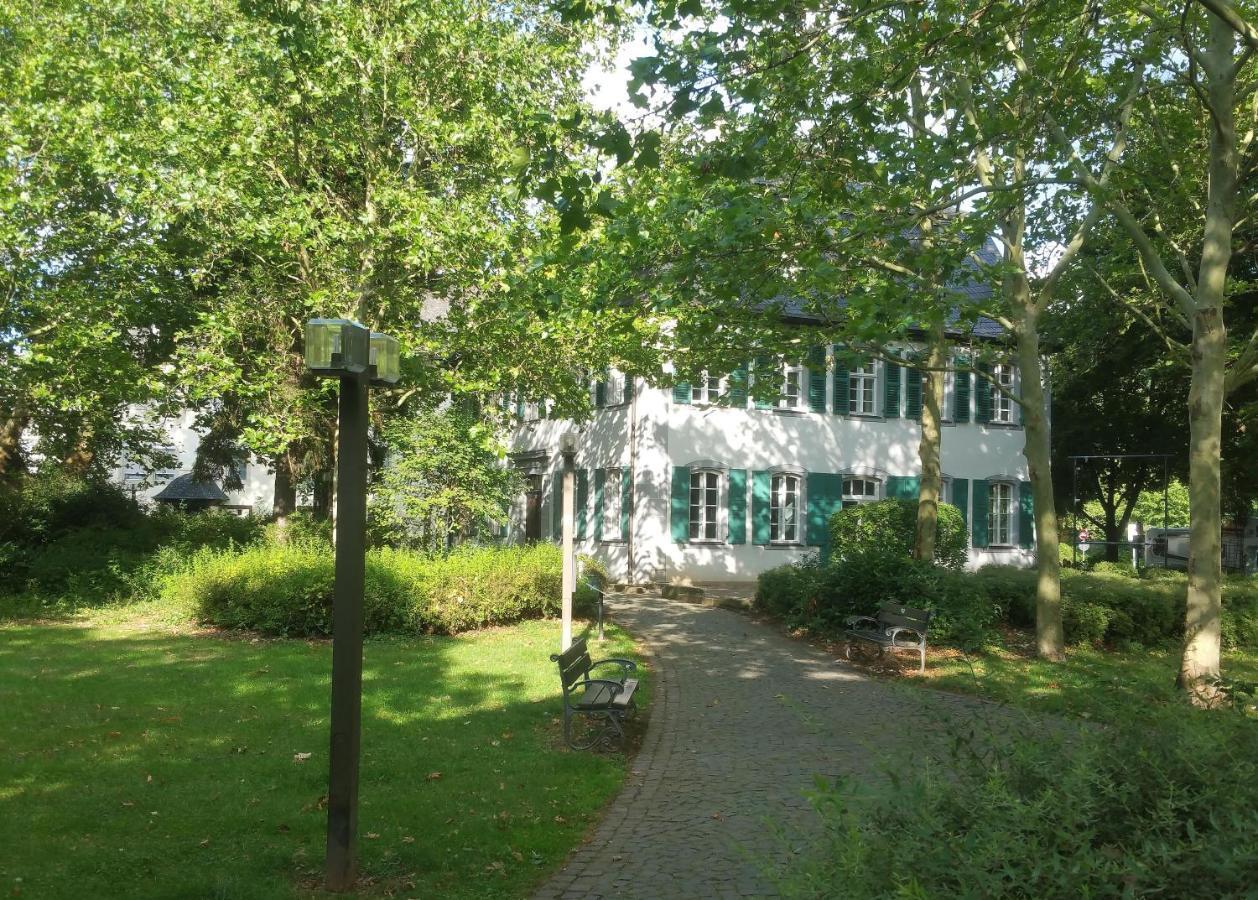 Ehem. Sommerresidenz Von Fuerst Friedrich Iii. App.1 Und App.2 Kirn Exterior photo